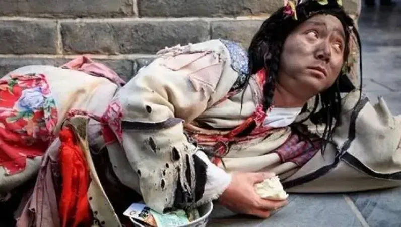 比真的還真！河南演員扮乞丐「月入7萬」　親吐入行12年血淚史