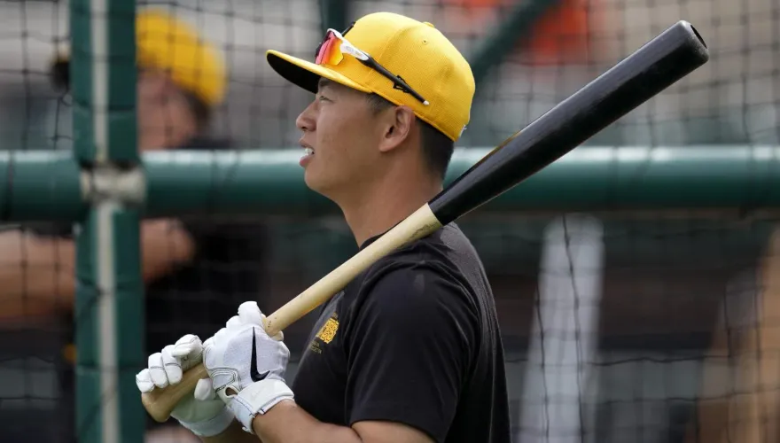 影/鄭宗哲超狂！今又開轟「春訓打率3成08」　農場排名升至海盜前十大