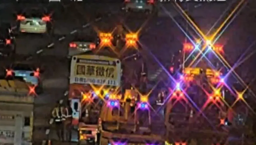 快訊/國道1南下嚴重連環車禍！客運乘客驚喊「嚇到閃尿」　車流回堵5公里