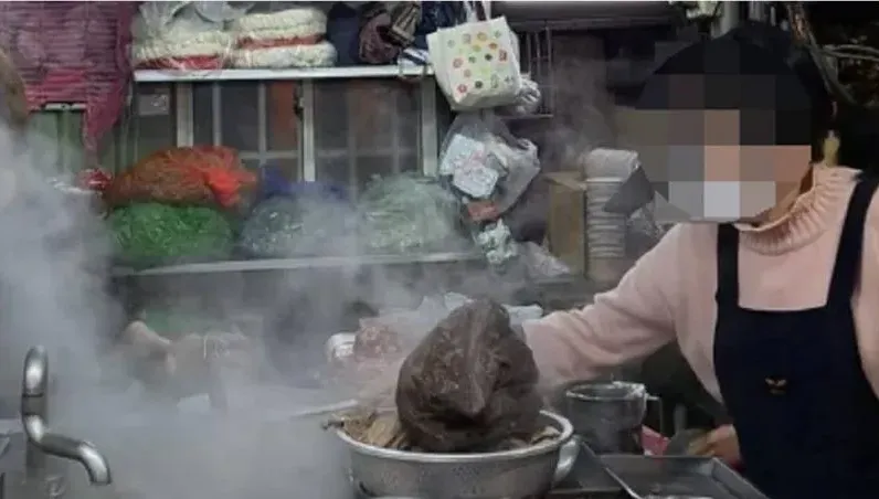 洗衣袋裝藥材熬湯！知名羊肉湯遭控食安疑慮　業者澄清了