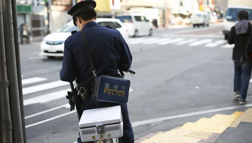 已婚日本警玩很大！辦公室「多次激戰」女同事　不倫戀懲處結果出爐