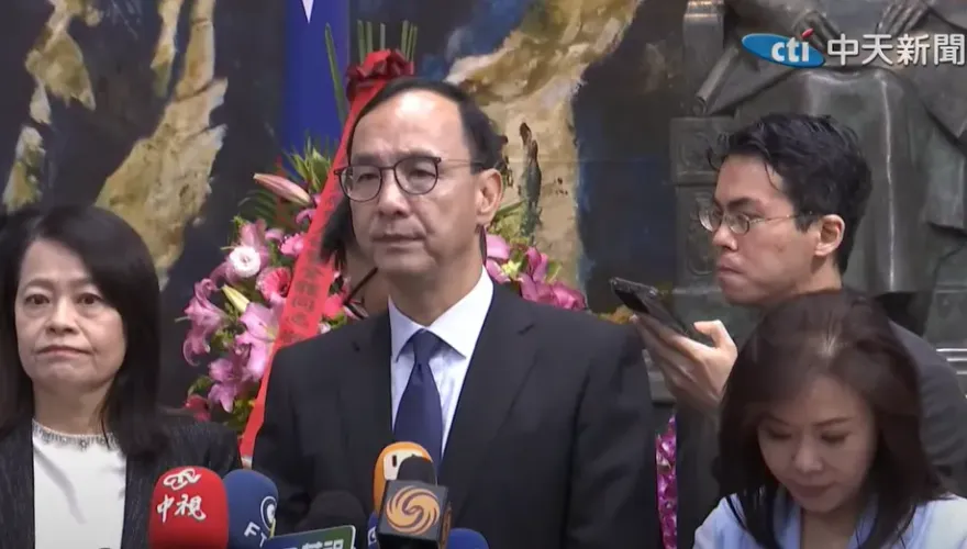 黃捷提陸配入籍修法須「宣誓效忠台灣」　朱立倫轟：對新台灣人預設立場