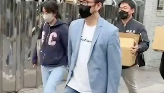 快訊/毒辣椒粉害人！津棧老闆李彥廷交保後躲前妻家　準備落跑被逮