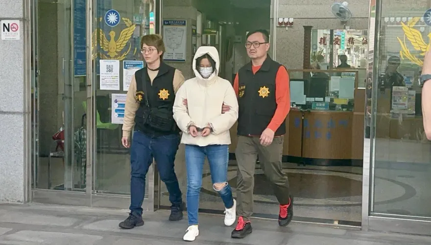 快訊/男童遭虐死女社工北檢複訊完畢　檢方諭令30萬交保