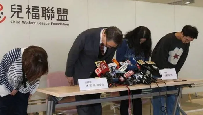 一歲孩遭虐到體無完膚...保母竟不需要「托育證」？　專家曝4大觀察重點：家長可「突襲」