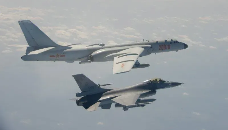 快訊/大修試飛驚傳熄火！花蓮基地F-16Ｖ戰機引擎異常緊急降落　上將司令急奔現場