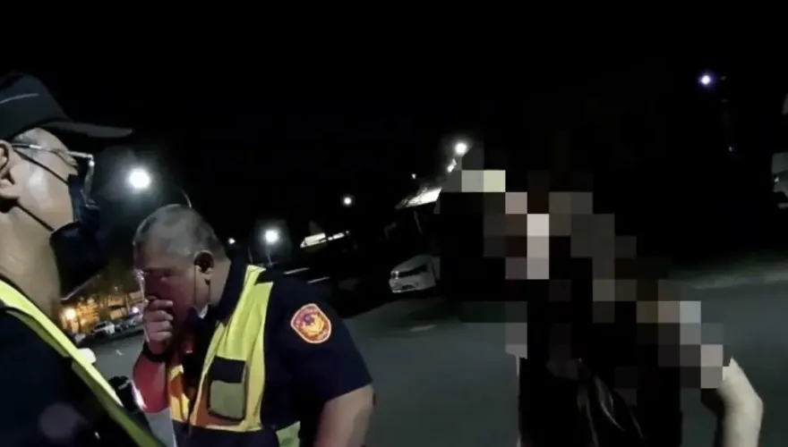 影/深夜與男友街頭爭吵大哭　警排解啜泣妹竟是...「五條通」失蹤人口