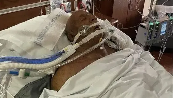 格鬥傳奇名將驚傳命危！勇衝火場救父母　女兒曝近況「還在與死神拔河」