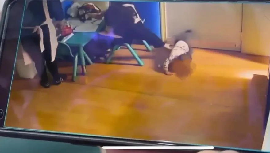 影/疑不當照顧！家長控托嬰中心粗暴推兒　苗栗9月嬰翻摔畫面曝