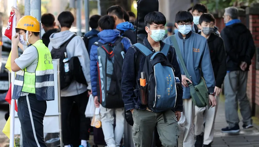 學生崩潰了！嘉義縣配合「全中運」　明年寒假提早結束