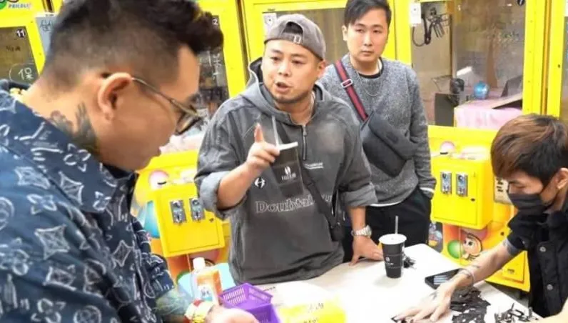 遭控iPhone一番賞詐騙致歉！　游否希「是包裝後的賭博」：我覺得非常玄