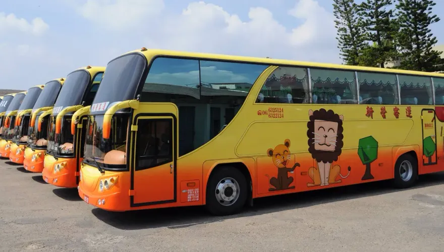 國三妹回家「目睹末班車開走」快崩潰！　下秒司機暖心掉頭被讚爆