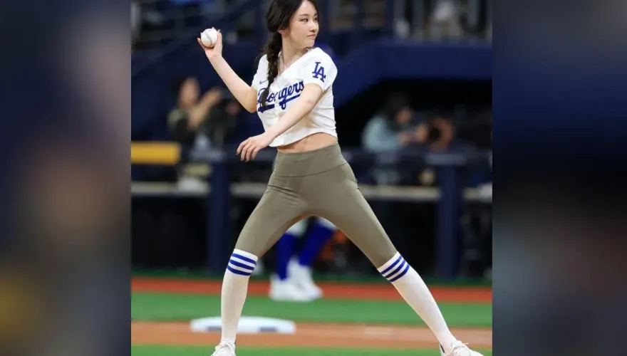 影后穿緊身瑜伽褲開球！大谷無動於衷　韓媒力挺：這不羞恥