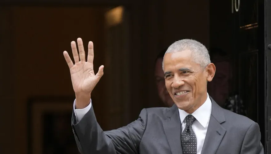 影/首次會面！歐巴馬突訪英相辦公室　對普丁當選一事不予正面答覆