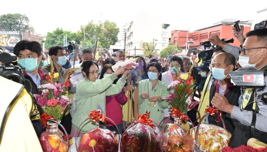 白沙屯媽祖/媽祖真的來了！ 彰化車禍被撞陳家姊姊頻貶眼　妹妹仍昏迷