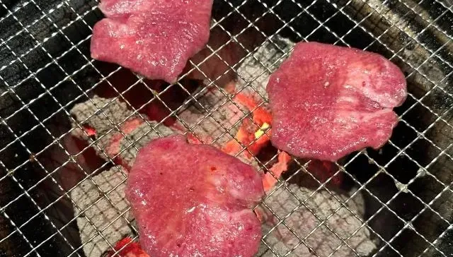 吃到飽燒肉店「狂點50份牛舌」竟惹怒店家　大罵「第一次看到有人這樣點餐」