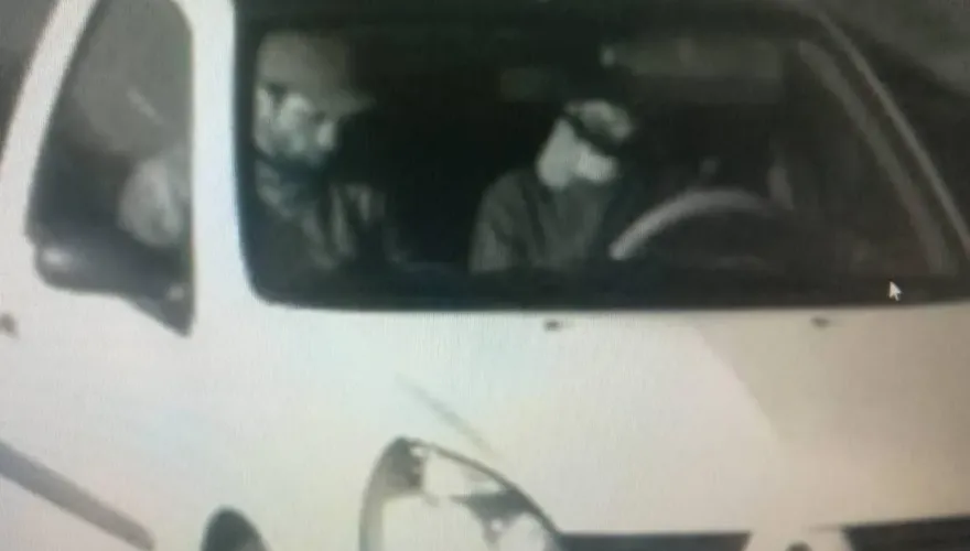 影/俄恐攻槍手「開車逃逸」畫面曝！她「倒地裝死」保命目睹鄰座女孩被殺