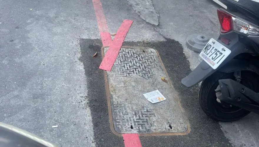 路邊一片古早味鱈魚片？他細看傻眼：是紅線　內行人曝光脫落原因