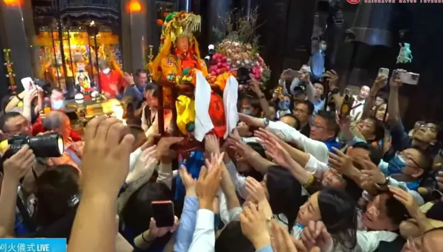 白沙屯媽祖/看進香影片「莫名爆淚噴涕」！一票網共鳴　資深信徒解惑了