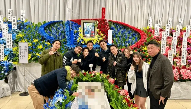 把20歲冠軍拳手「遺體合照PO網」　《第一神拳》漫畫家痛批