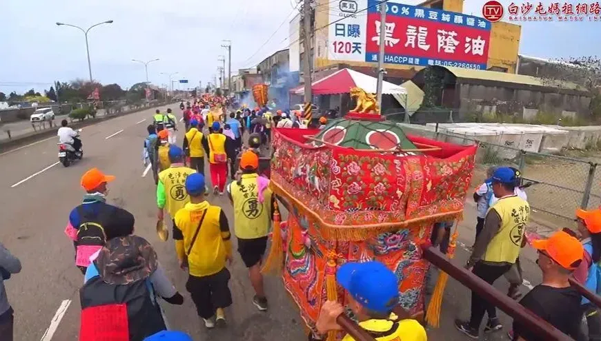 白沙屯媽祖/北港進香之旅結束　拱天宮黑面二媽遊庄遶境