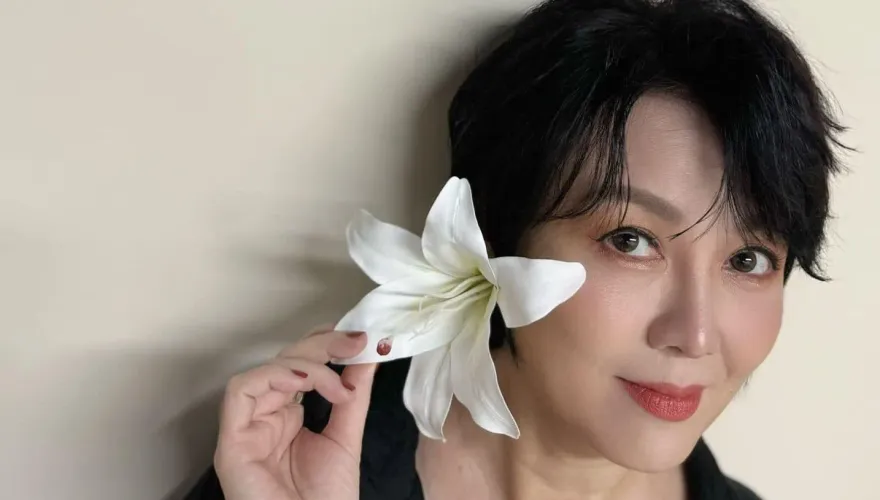 八點檔天后降臨大港開唱！被拱「炫技」飆罵在場蔡英文　觀眾嗨爆