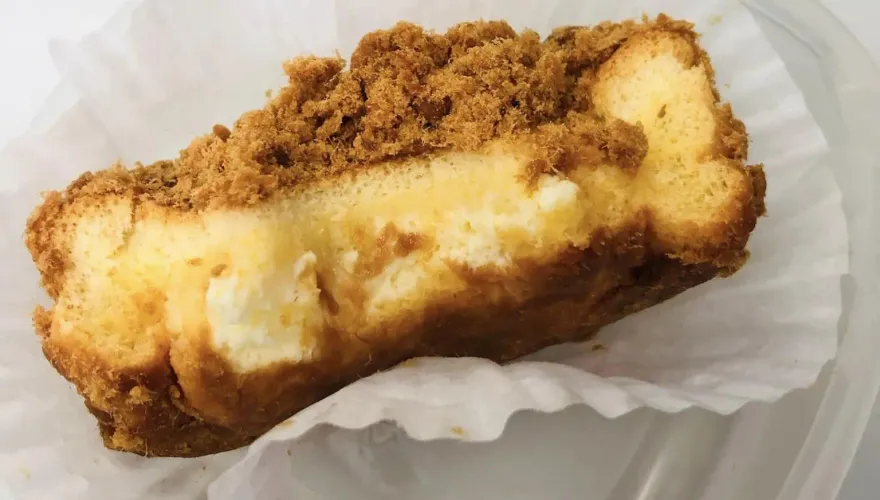 好市多這款蛋糕「生乳餡＋肉鬆炸裂」！1顆不到50元　老饕讚好吃