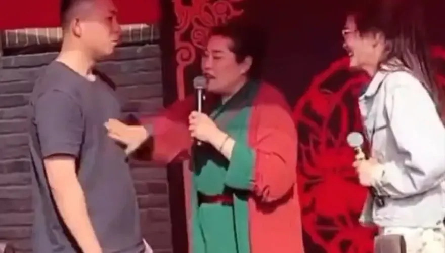 接地氣版《非誠勿擾》惹議！癡情相親男「竟已婚」　妻怒揭穿：將回國離婚