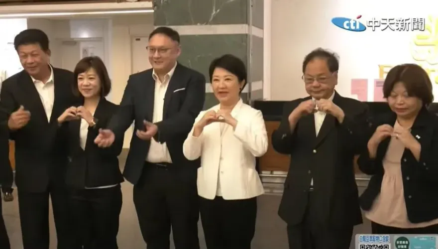黃子佼遭台中市府封殺　盧秀燕：自作孽不可活