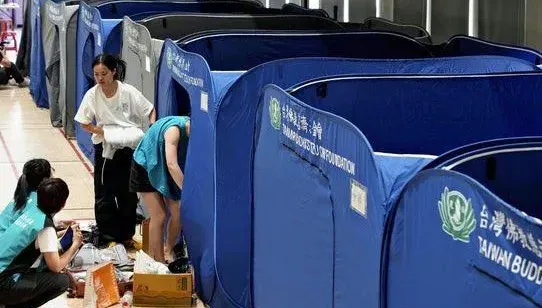 7.2強震撼全台/「台灣避難所」登日本新聞！兼顧隱私、提供熱食照片曝光