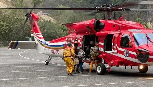 7.2強震撼全台/晶英酒店600人受困...直升機「載回9患者」！　將續派機盡早救出