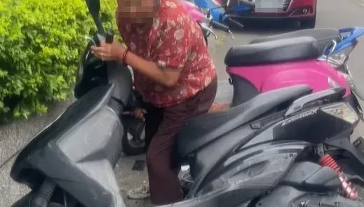 路邊停車惹糾紛！大媽怒嗆「這我兒子車位」　警方到場發現「1原因」都不能停