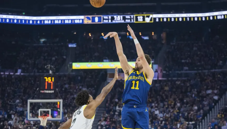 影/火箭掰掰！「NBA最貴球隊」勇士鎖定西區前10　搭上附加賽末班車