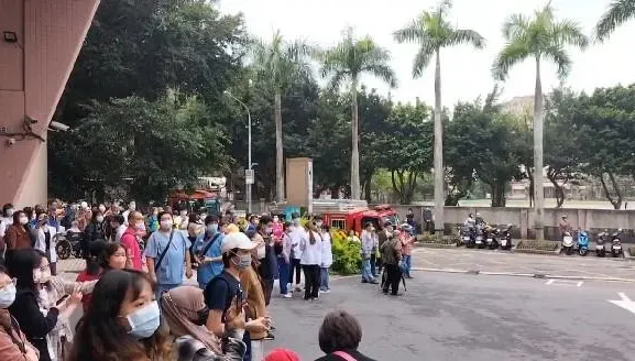 獨家/聯合醫院陽明院區失火！蘇一峰：門診患者已全疏散　目測超過400人