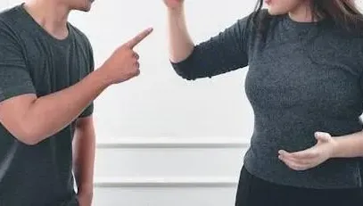 先上車後補票...補完才發現「一點都不合」！　他求救網：要不要離婚？