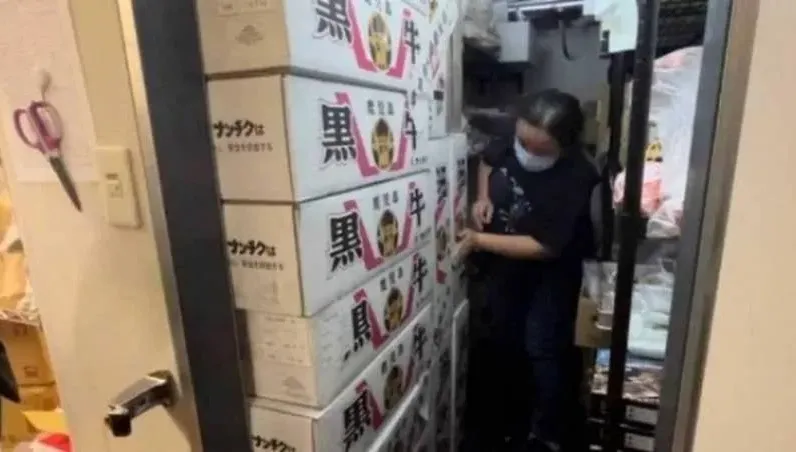 台中和牛EMPEROR「果汁、昆布湯都過期」　同業傻眼：全買即期品？