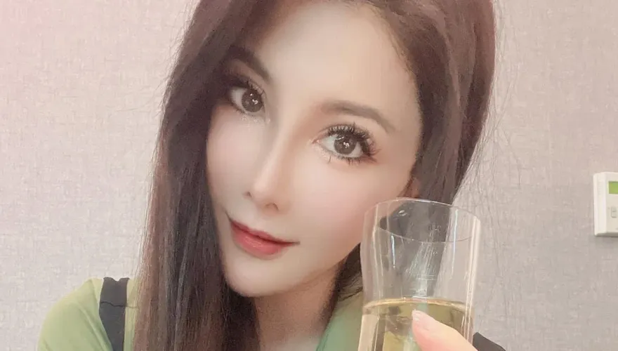 快訊/保時捷遭噴漆主使者是前男友！楊麗菁經紀人：她與任何人沒有糾紛