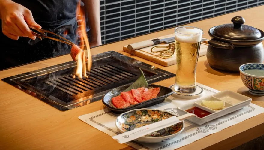 好瞎！知名和牛燒肉店販售過期食材　前員工：「日籍老闆根本沒把台灣人放眼裡」