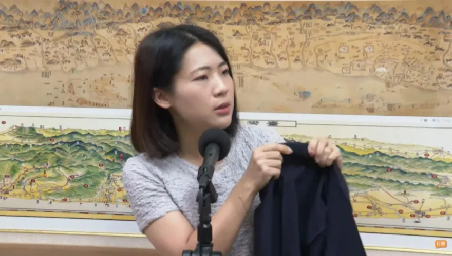于美人還原送衣服給徐巧芯真相　批苗博雅評論都在影射