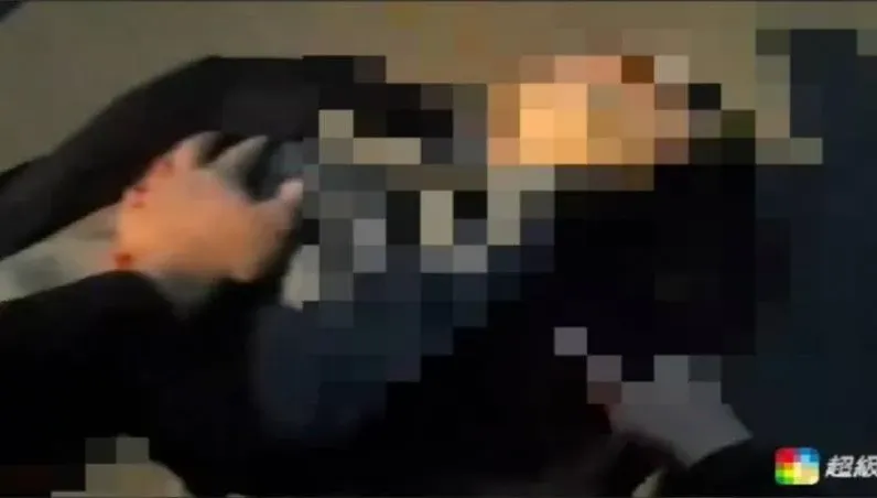 走不出喪妻痛！北投男車內昏迷　警不顧手傷破窗CPR搶命
