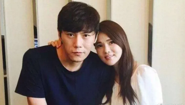 結婚9年仍被秦昊迷倒！　56歲伊能靜放閃揭「不查勤」原因