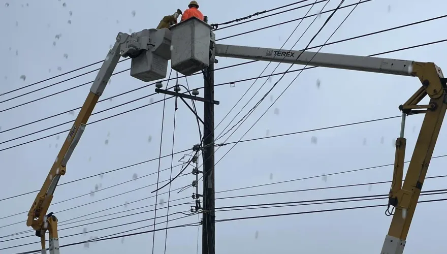 暴雨襲台南！安南區「高壓斷線+礙子破損」　台電：378戶已全面復電