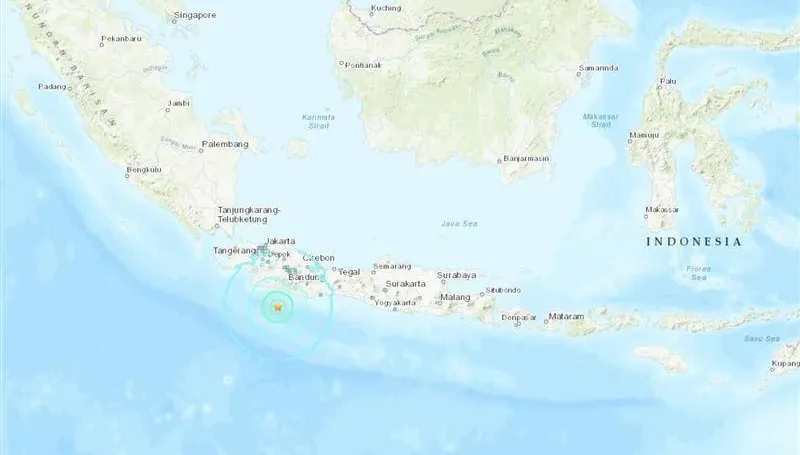 快訊/印尼爪哇島外海發生規模6.5地震　首都雅加達有感