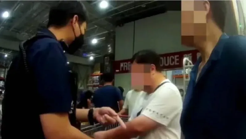 男童坐賣場推車「突被甩開」嚇哭　高雄男怒吼：我拿不到銅鑼燒...一票人歪樓讚好吃