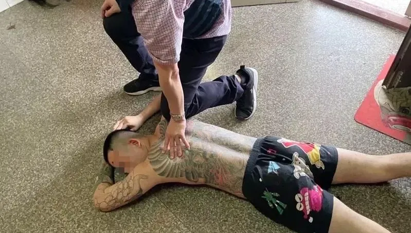 快訊/嘉義布袋槍戰案偵破！爭風吃醋約輸贏1人身中2槍 　警追3月拂曉逮嫌