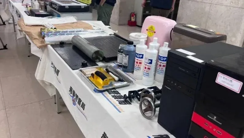 《無雙》電影翻版！美術繪畫高仿真500元假鈔　買毒被抄了