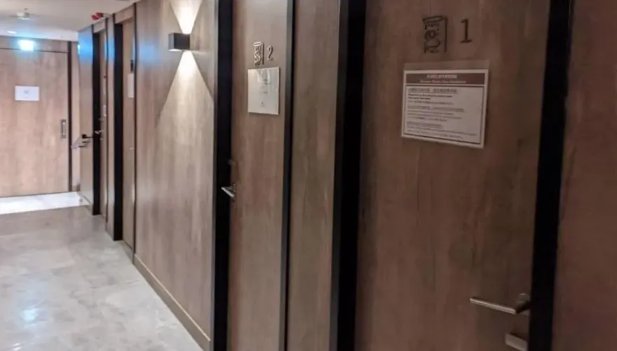 男生女生分開洗！桃機免費淋浴間　長途旅客直呼：超需要的