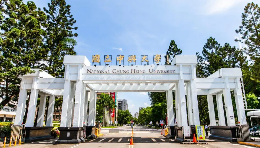 快訊/校園驚傳墜樓！24歲中興大學生倒臥地面亡