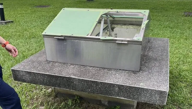 公園採光罩破裂！台中6歲女童「墜入B1停車場」　緊急送醫