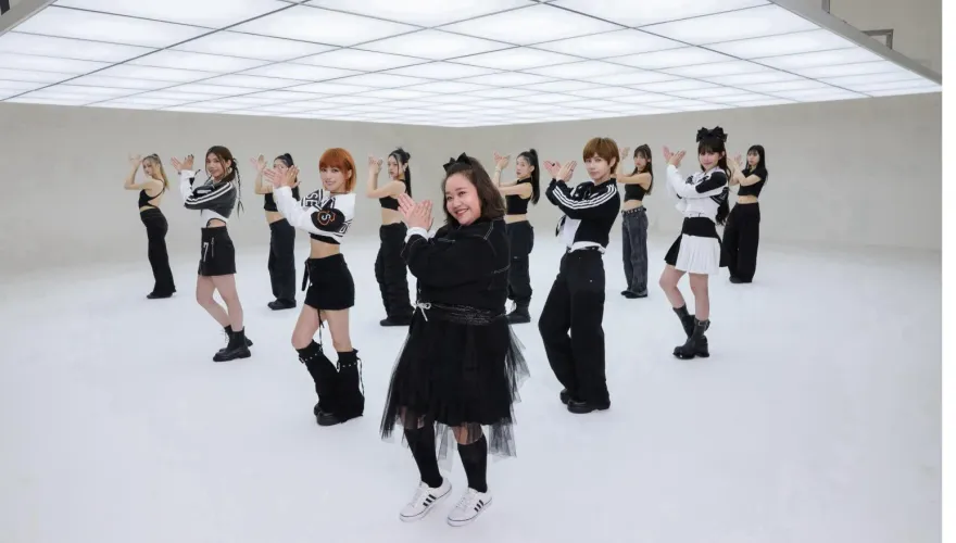 BOOM！怪物星人祭大彩蛋！合體金鐘女星MV狂舞